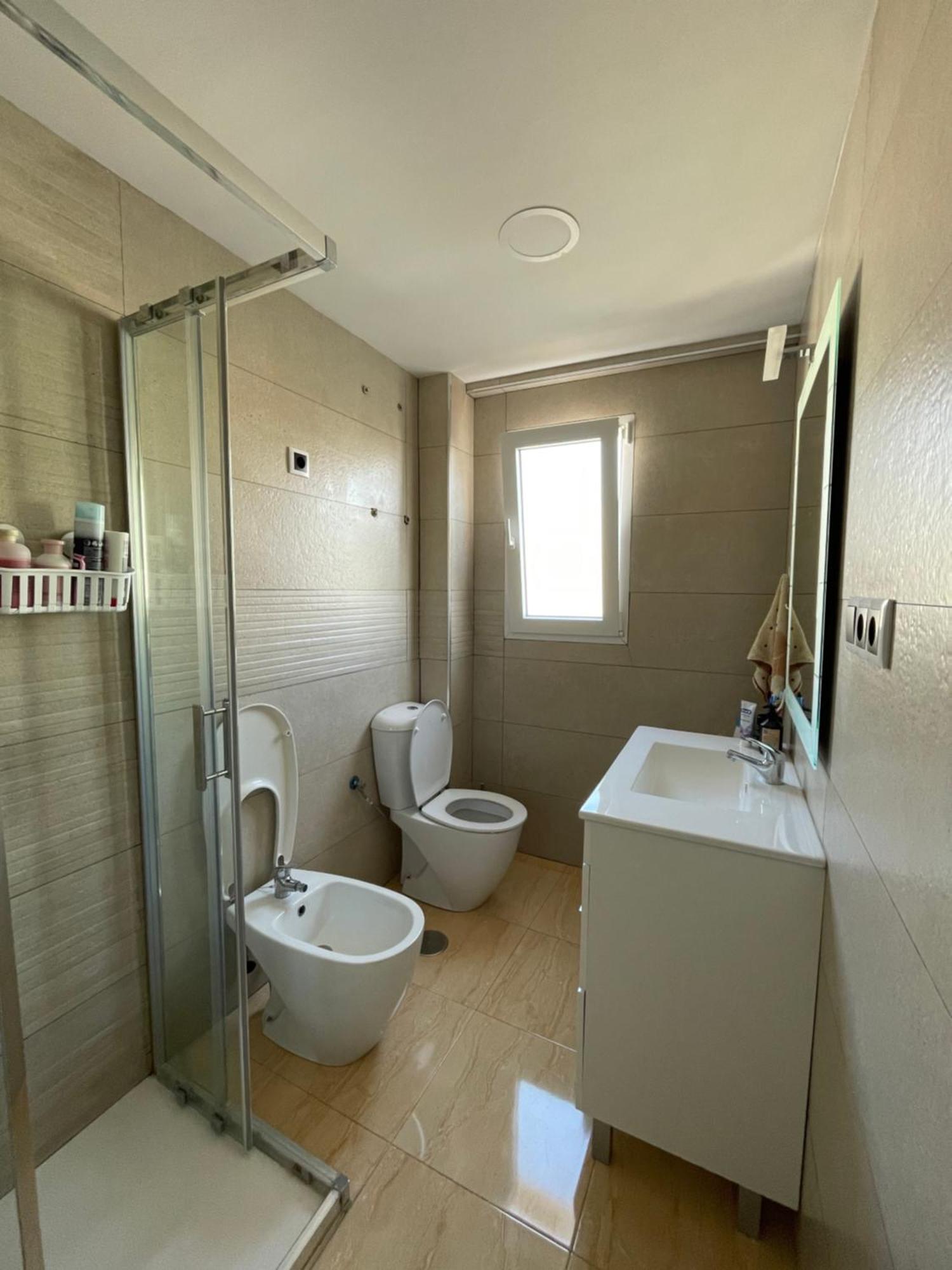 אליקאנטה Habitacion En Piso Particular Sol Connect מראה חיצוני תמונה
